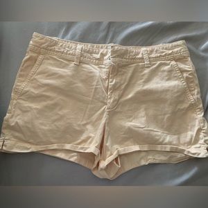 Gap peach shorts